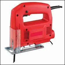 Quelle scie est pratique pour d&eacute;couper des planches ou des panneaux en bois ?