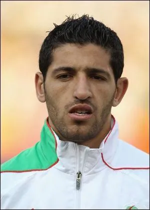 Qui est ce footballeur algérien ?
