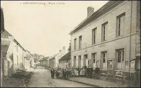 Voici une carte postale ancienne de Giraumont. Village picard de l'arrondissement de Compiègne, il se situe dans le département ...