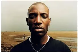 À quel groupe appartenait Abd Al Malik ?