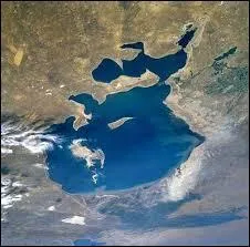 Quelle est cette mer qui se dessèche de plus en plus ?