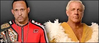 Si Ric Flair perd, il est contraint de prendre sa retraite : MVP vs Ric Flair. 
Qui gagne ?