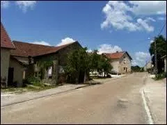 Petit village de 65 habitants de l'arrondissement de Vesoul, Courtesoult-et-Gatey se situe en r&eacute;gion ...