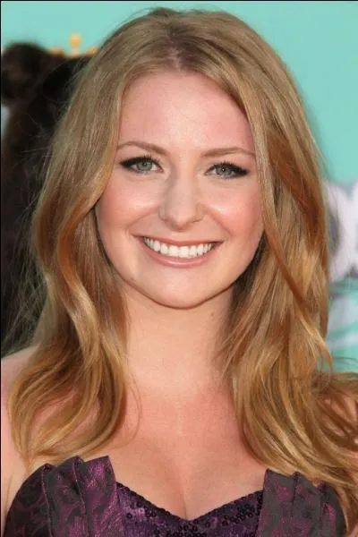 Quelle a été la plus longue relation de Holly J ?