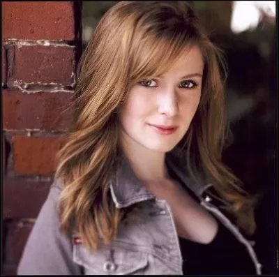 Qui sera l'amie de Holly J durant la saison 10 ?