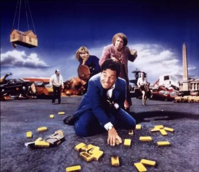 Observez bien l'affiche : quel métal trouve-t-on dans le titre de ce film de Gérard Oury ?