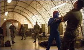 Combien de mutants, Mystique sauve-t-elle dans le passé au Vietnam ?