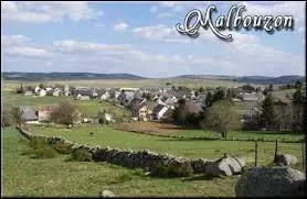 Le village languedocien de Malbouzon se situe dans le département ...