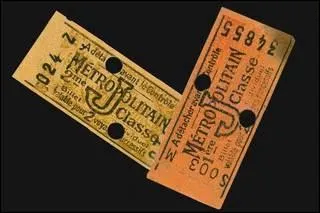 Dans un temps pas si ancien le poinçonneur était celui qui faisait "des trous, des p'tits trous, toujours des p'tits trous" dans les tickets de métro pour les valider. A quelle station officiait celui de la chanson de Gainsbourg ?