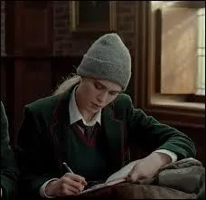 Comment s'appelle la petite fille de la reine ?