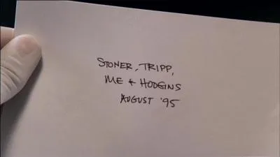 Pourquoi Hodgins vole-t-il une photo dans un épisode ?