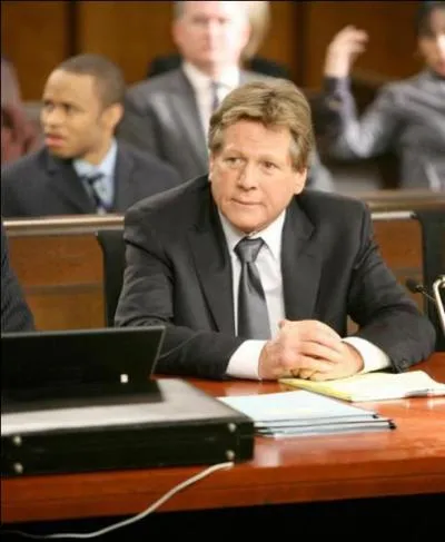 Quel est le surnom de Max au FBI ?