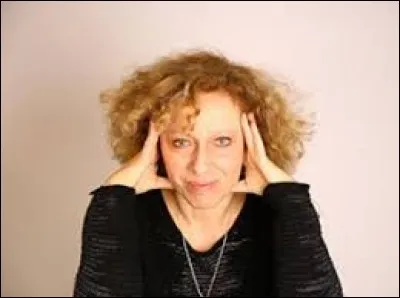 Qui a dit : "Lorsque l'on se cogne la tête contre un pot et que cela sonne creux, ça n'est pas forcément le pot qui est vide." ?