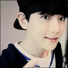 Qui est le seul gaucher du groupe ?