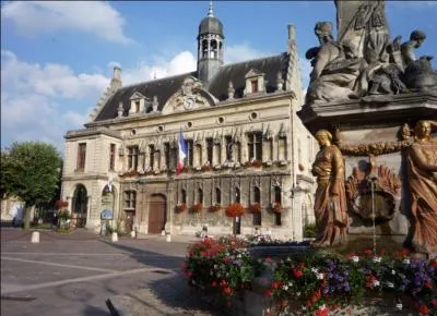 Noyon se trouve dans ...