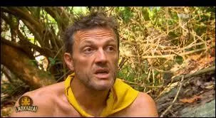 Par qui a-t-il &eacute;t&eacute; trahi ?