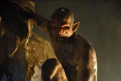 Allez-y doucement, il fait noir et les parois sont glissantes, mais rassurez-vous, il y a quand-même un point positif, si vous tombez, vous ne serez pas perdu(e) pour tout le monde !