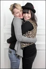 Dans "Mère et Fille", comment s'appelle la mère de Barbara ?