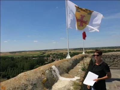 La bataille de Moncontour entre catholiques et protestants a fait 8.000 morts. C'était en quelle année ?