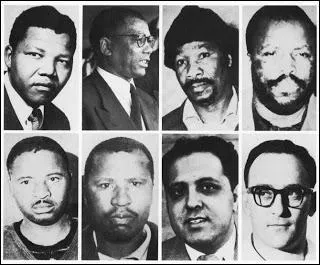 Par la suite, Mandela et des complices sont arrêtés après des mois de clandestinité. Au cours de quel procès sont-ils jugés ?