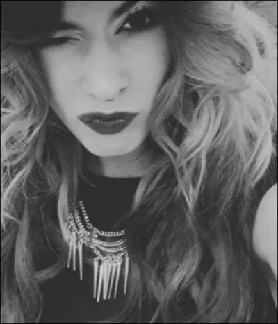 Quels sont les prénoms de ses amies de toujours ?