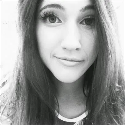 Elle n'a, pour le moment, sorti qu'1 CD.