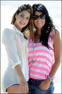 Quel est le nom de la mère de Martina ?