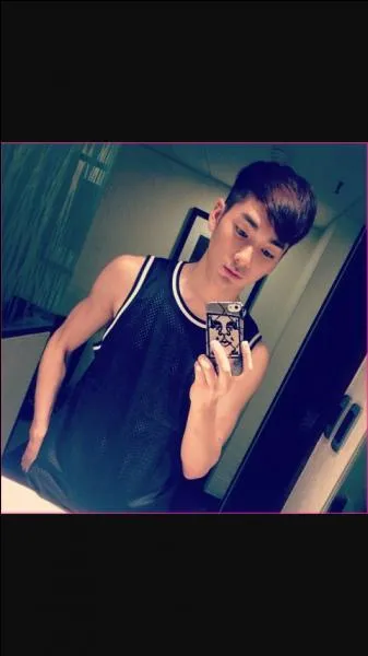 Quel âge a ce garçon ?