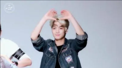 Quel âge a ce garçon ?