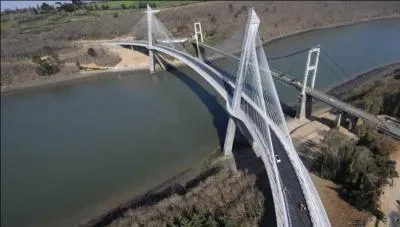 Quel est le nom de ce pont ?