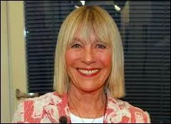 Comment s'appelle cette femme ?