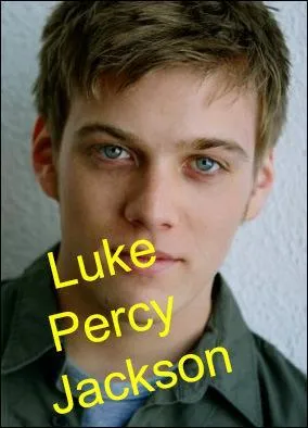 Comment sont ses yeux lorsque Cronos le possède ?