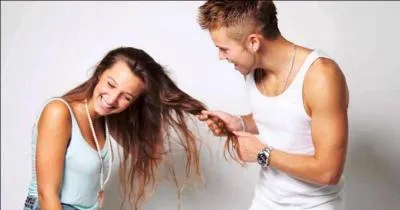 Comment s'appelle sa fiancée ?