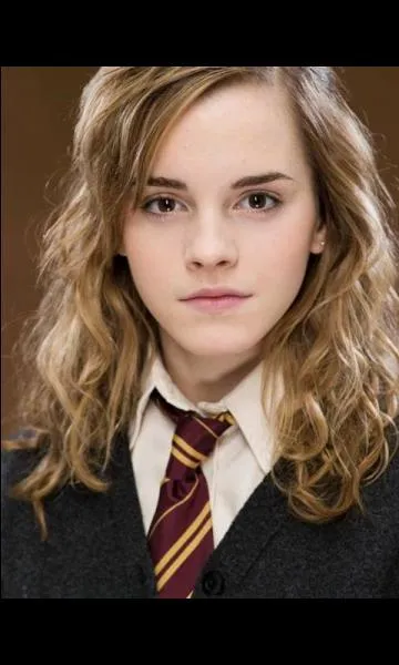 Qui embrasse Hermione dans Harry Potter dans la chambre des secrets ?