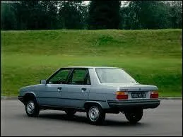 Produite de 1982 à 1989, cette voiture française est une...