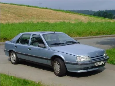 Cette grande Renault est une...