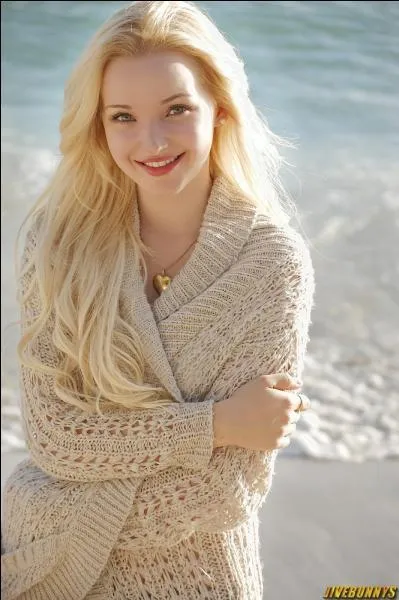 Dans quelle série de Disney joue-t-elle ?