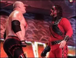 Lequel de ces catcheurs a pour surnom « The Big Red Monster » ?