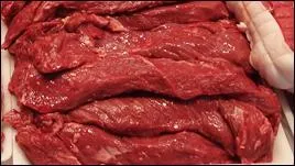 Encore des steacks, situés sur le ventre de l'animal, morceaux nobles à fibres longues comment les désignerez-vous ?