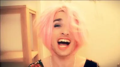 Attention question piège, qui est ce/cette youtubeur/youtubeuse ?