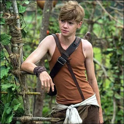 Qui nomme Thomas coureur ?