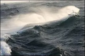 La mer Celtique borde le Royaume-Uni, la France et :