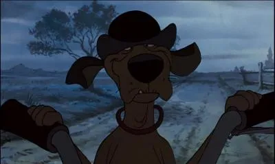 Autre personnage, ce chien dans " Les Aristochats ", qui porte le nom d'un empereur.