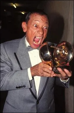 En 2000, à l'âge de 83 ans, Henri Salvador a sorti un album.