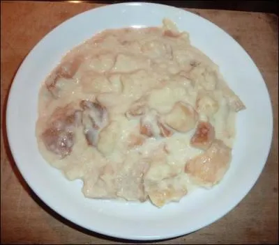 Allongez mon premier, vous marcherez plus vite ! 
Mon second est le symbole chimique du sodium.
En roulant, le dé a perdu son accent. Il devient mon troisième.
Mon tout n'est pas misère mais soupe !