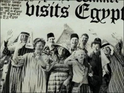 Puis, un jour, en 1993, alors qu'il lit le journal dans sa cellule à Azkaban, il reconnaît Peter Pettigrow, toujours sous sa forme d'Animagus. Sirius Black décide de s'évader. Où Peter Pettigrow se trouvait-il alors ?