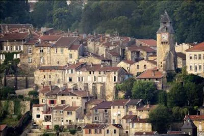 De ces quatre départements, lequel n'est pas frontalier de la Meuse ?