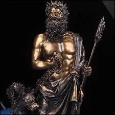 Le frère de Zeus. Il vit aux Enfers, et correspond à Pluton dans la mythologie romaine.