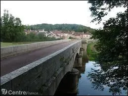 La commune Icaunaise de Massangis se situe en région ...