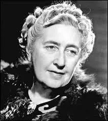 Quel personnage de fiction tr&egrave;s connu la romanci&egrave;re Agatha Christie a-t-elle cr&eacute;&eacute; ?